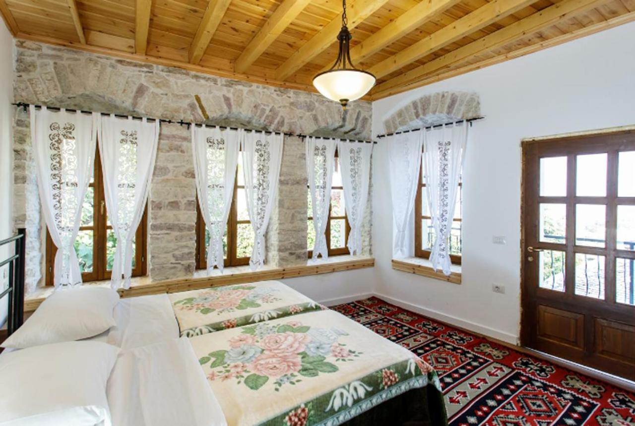 Tea Gjirokastër